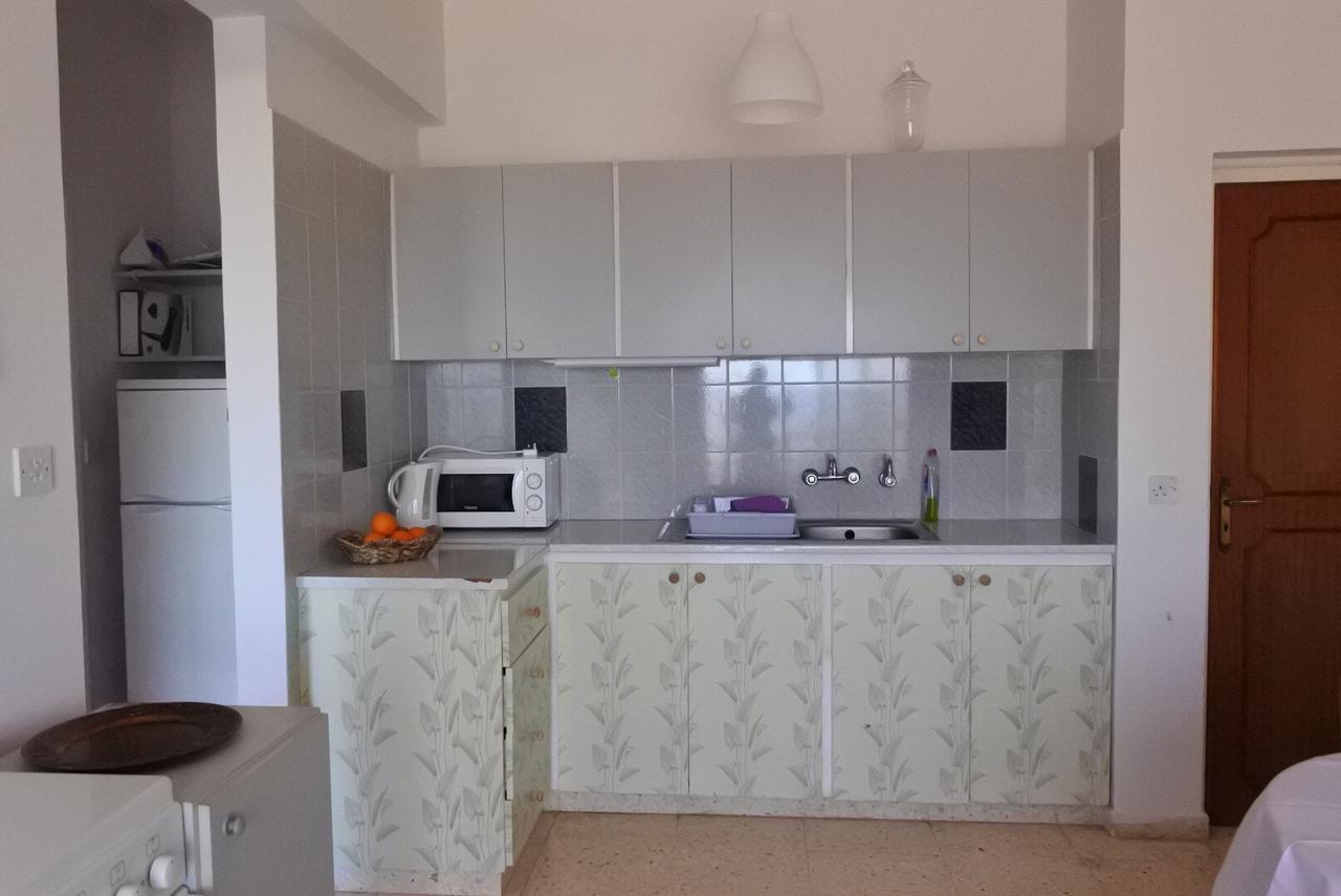 Kissonerga Beach Apartment 파포스 외부 사진