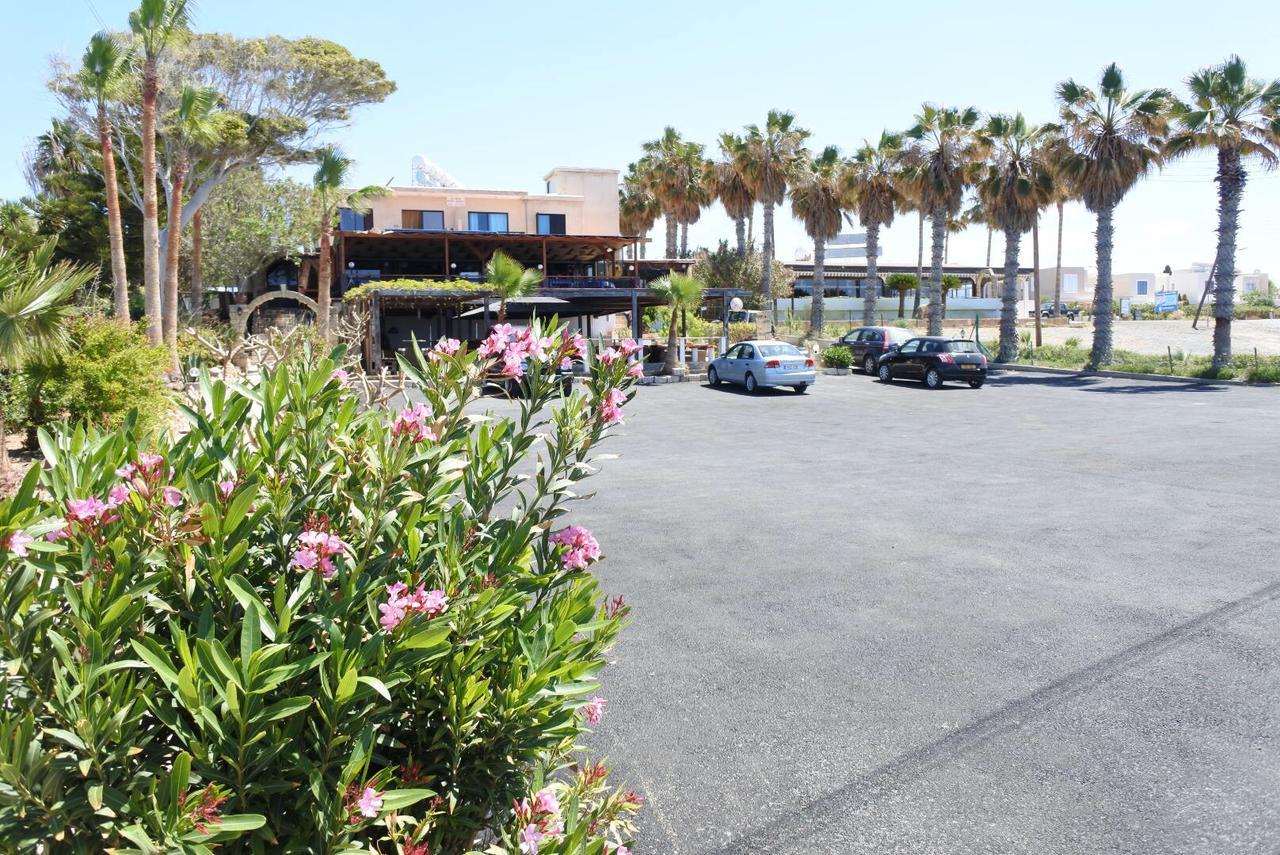 Kissonerga Beach Apartment 파포스 외부 사진